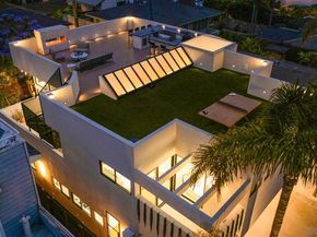 7376 Fay Ave, La Jolla CA 92037