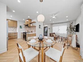 7376 Fay Ave, La Jolla CA 92037