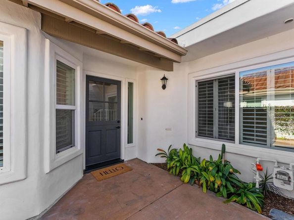 4676 Barcelona Way, Oceanside CA 92056