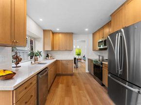 4676 Barcelona Way, Oceanside CA 92056