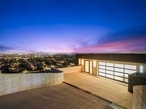 2035 Evergreen, San Diego CA 92106