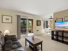 8581 Villa La Jolla Dr G, La Jolla CA 92037