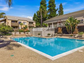 8581 Villa La Jolla Dr G, La Jolla CA 92037