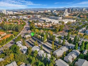 8581 Villa La Jolla Dr G, La Jolla CA 92037