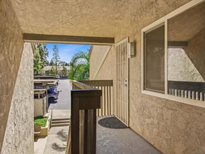 8581 Villa La Jolla Dr G, La Jolla CA 92037