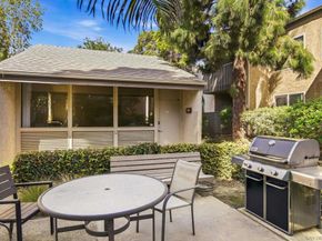 8581 Villa La Jolla Dr G, La Jolla CA 92037