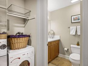 8581 Villa La Jolla Dr G, La Jolla CA 92037