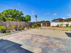 5436 Division St, San Diego CA 92114