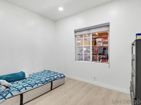 5436 Division St, San Diego CA 92114