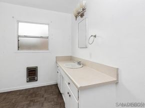 160 N Del Mar Ave, Chula Vista CA 91910