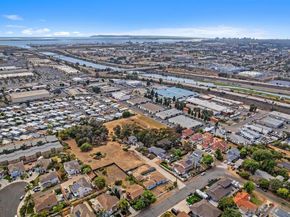 160 N Del Mar Ave, Chula Vista CA 91910