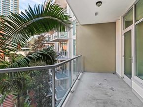 1431 Pacific Highway 519, San Diego CA 92101