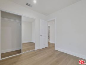 529 W 90th Street, Los Angeles CA 90044
