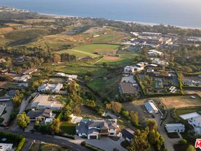 29924 Harvester Road, Malibu CA 90265