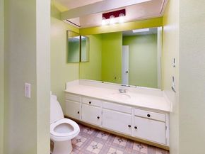 21 Northwoods Lane, La Crescenta CA 91214