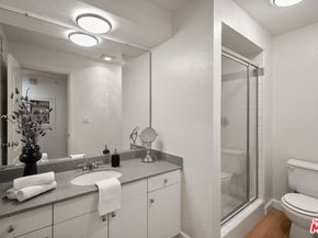 5050 Coldwater Canyon Avenue 203, Sherman Oaks CA 91423