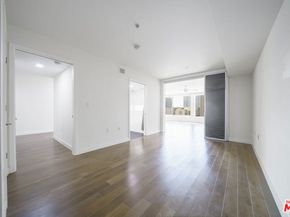 901 S Flower Street 714, Los Angeles CA 90015