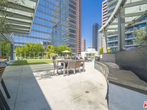 901 S Flower Street 714, Los Angeles CA 90015