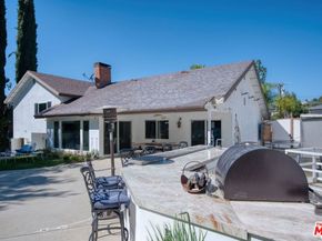22650 Jameson Drive, Calabasas CA 91302