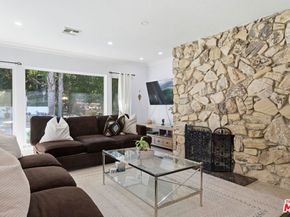 22650 Jameson Drive, Calabasas CA 91302