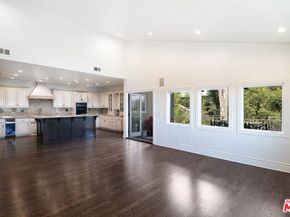 2480 Briarcrest Road, Beverly Hills CA 90210