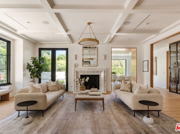 13164 Boca De Canon Lane, Los Angeles CA 90049