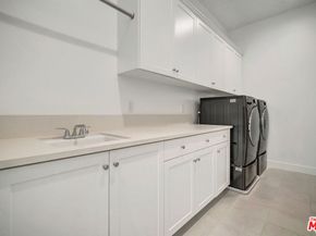 11865 Red Hawk Lane, Porter Ranch CA 91326