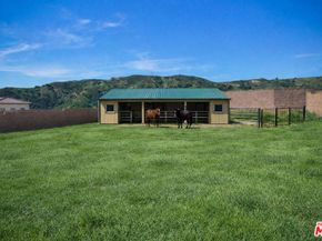 11865 Red Hawk Lane, Porter Ranch CA 91326