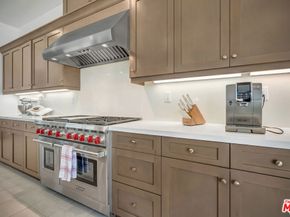 11865 Red Hawk Lane, Porter Ranch CA 91326