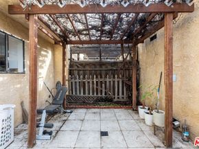 14924 Nordhoff Street 6, North Hills CA 91343