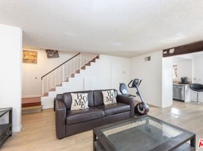 14924 Nordhoff Street 6, North Hills CA 91343