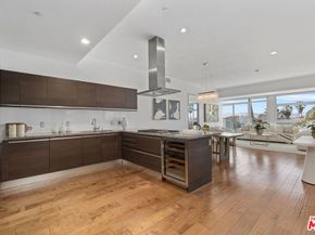 3111 Via Dolce 402, Marina Del Rey CA 90292