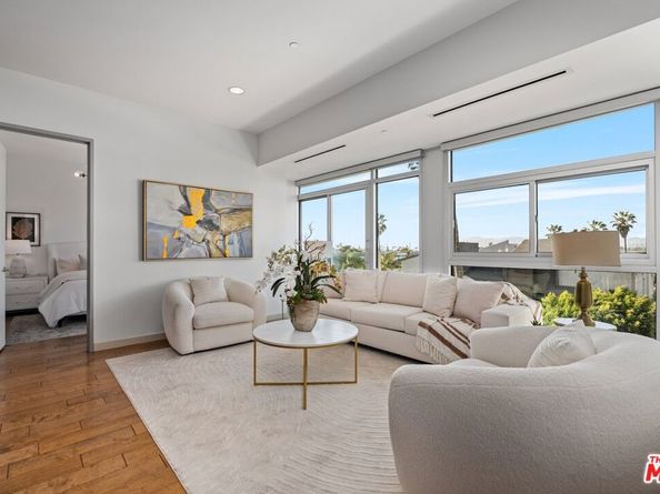 3111 Via Dolce 402, Marina Del Rey CA 90292