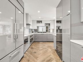 1100 Alta Loma Road 1404, West Hollywood CA 90069