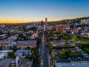 1100 Alta Loma Road 1404, West Hollywood CA 90069