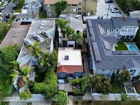 558 San Juan Avenue, Venice CA 90291