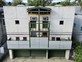 558 San Juan Avenue, Venice CA 90291