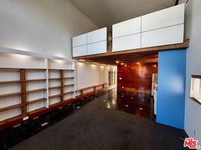 558 San Juan Avenue, Venice CA 90291