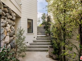 4315 Roma Court, Marina Del Rey CA 90292