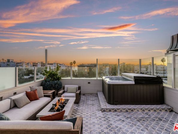 4315 Roma Court, Marina Del Rey CA 90292