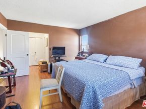 519 N Exton Avenue, Inglewood CA 90302