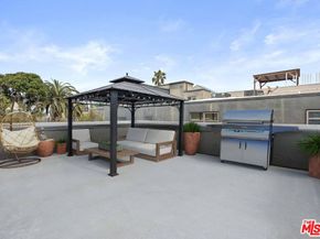 22 28th Avenue, Venice CA 90291