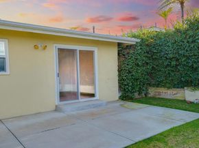 370 Tamarack Ave, Carlsbad CA 92008