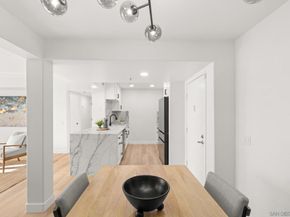 5726 La Jolla BLV 206, La Jolla CA 92037