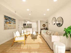 5726 La Jolla BLV 206, La Jolla CA 92037
