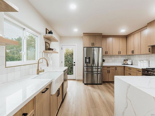 4033 S Hempstead Cir, San Diego CA 92116