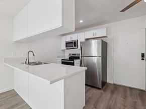 8034 Linda Vista Rd 1S, San Diego CA 92111