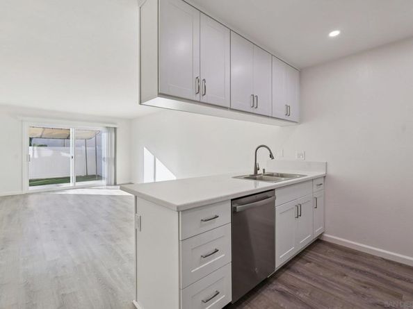 8034 Linda Vista Rd 1S, San Diego CA 92111