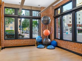 500 W Harbor Dr. 624, San Diego CA 92101