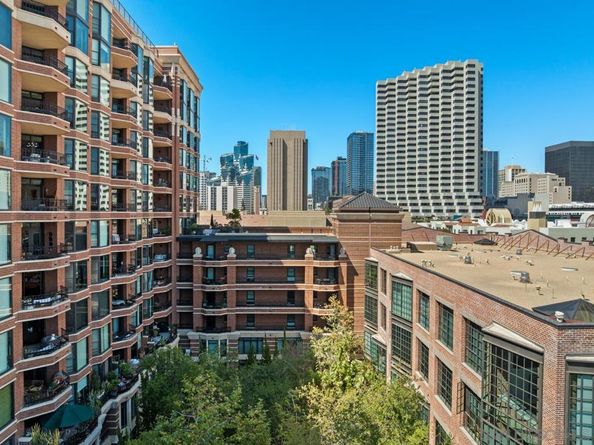 500 W Harbor Dr. 624, San Diego CA 92101